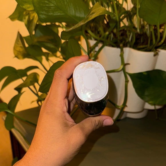 Bath & Body Works Frosted Coconut Snowball Shower Gel - Picture 3 of 4